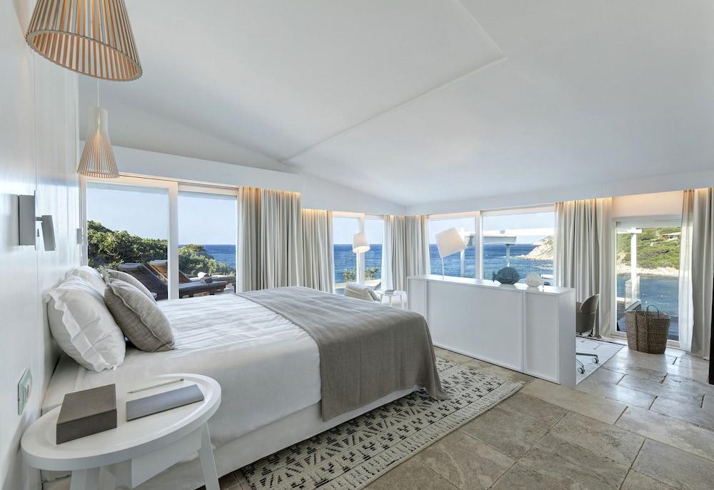 Falkensteiner Capo Boi Hotel Villasimius